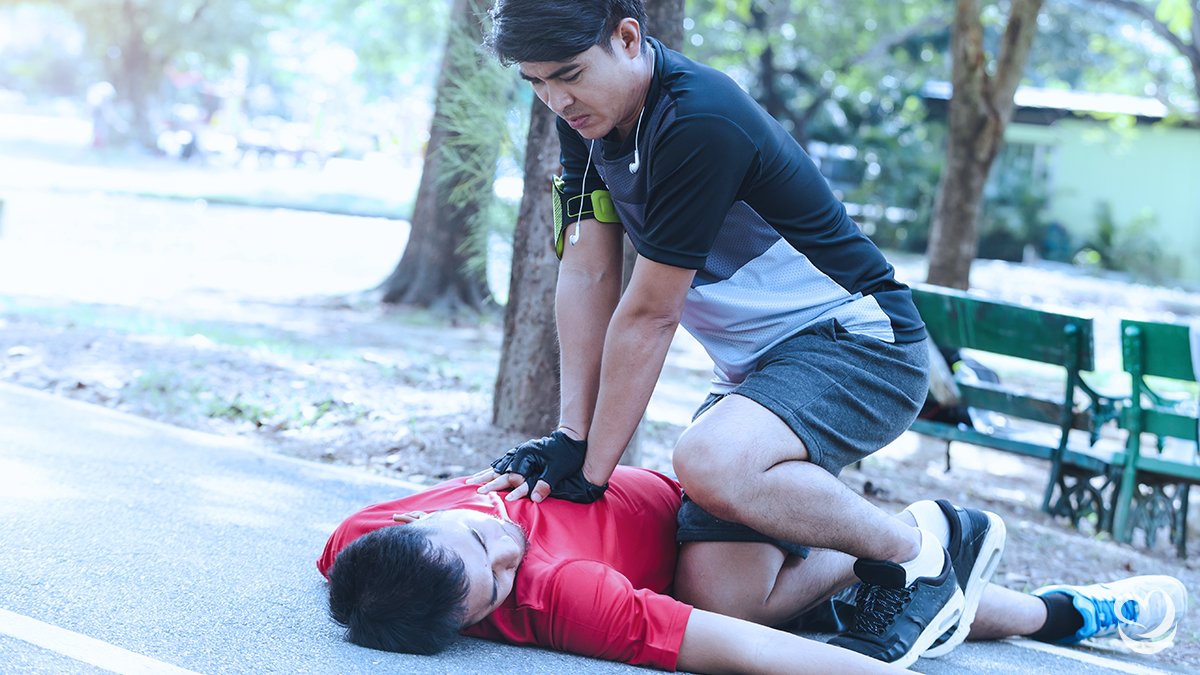 WorldPointInc's tweet photo. #CPRfact !

After someone collapses, the chance of survival rises to 40% if CPR is provided within 4 minutes and an AED is used within 10 minutes, according to the University of Washington.

Partner together to save more lives!

 #AED #AEDsSaveLives #CPRsaveslives #WorldPoint https://t.co/FDCy5c69Su