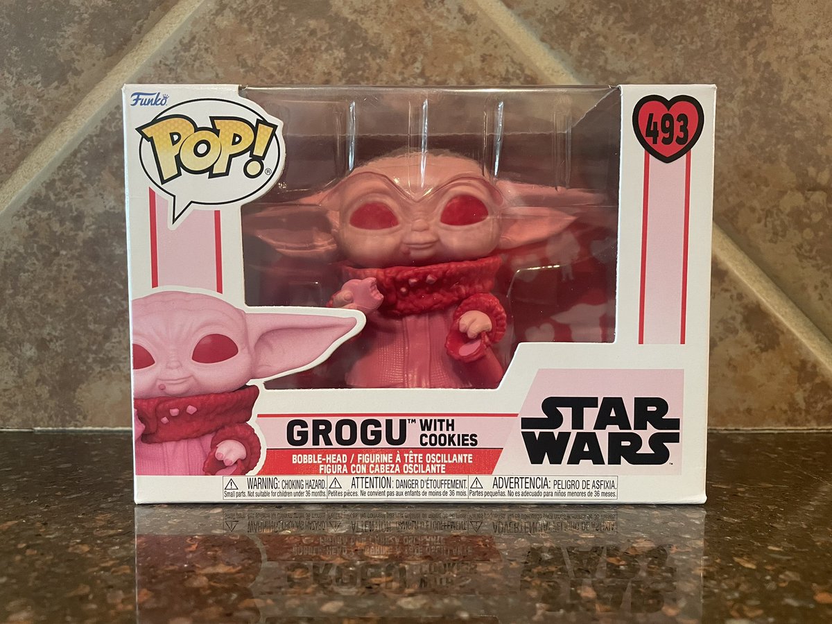 FunkoPopPapi's tweet image. Happy late Valentine’s Day my funko fam baby yoda is looking cute today in   His special edition pink fit #funko #FunkoPOP #starwars