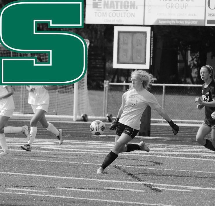 leahallman_'s tweet photo. I’m super excited to announce that I have verbally committed to further my academic and athletic career at Slippery Rock University. I would like to thank my teammates, parents and coaches for always believing in me and giving me the opportunity to achieve my goals. Go Rock!!💚🤍 https://t.co/qzhnVldhPN