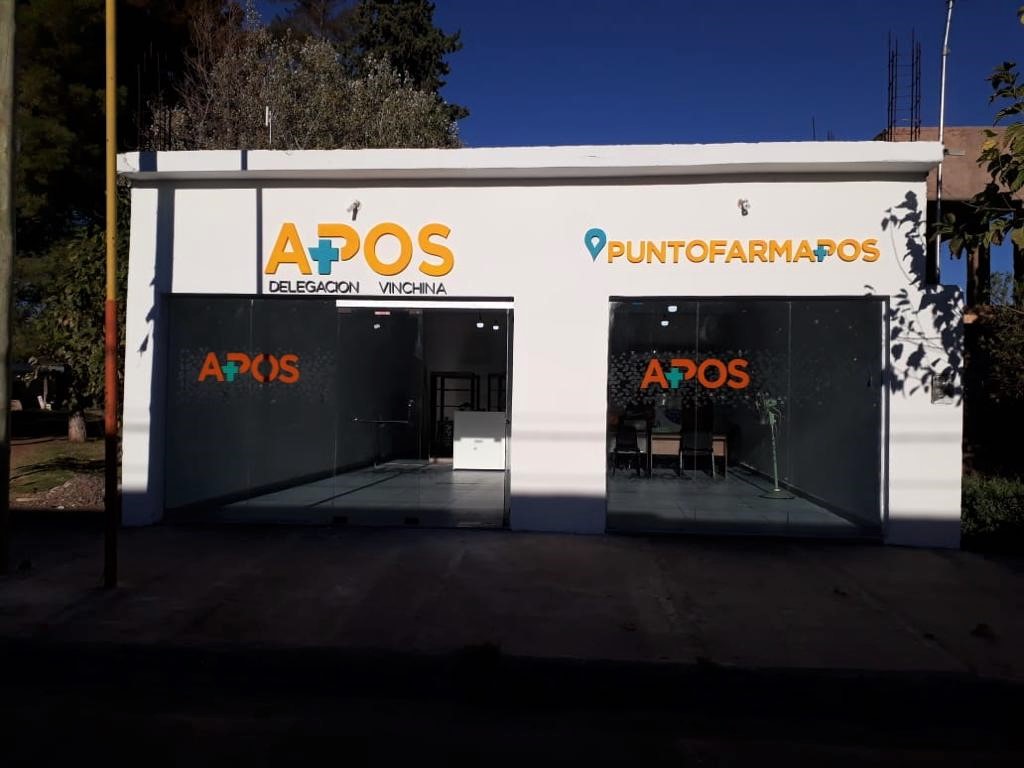 APOSLR's tweet photo. Saludamos a las y los trabajadores del Punto FARMAPOS #Vinchina en este primer aniversario de su inauguración, y reafirmamos nuestro compromiso de garantizar el acceso a la cobertura de #APOS en todos los rincones de la provincia. Feliz cumpleaños Farmapos #Vinchina!
#APOSFederal https://t.co/de7U4Aaera