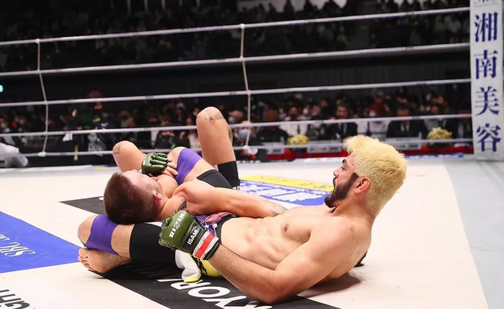pancadante's tweet photo. RIZIN FF 35: Roberto Satoshi venceu Johnny Case por finalização aos 3min32s do R1 17 de abril de 2022, em Tóquio (JAP) https://t.co/1ecZKbTo1n