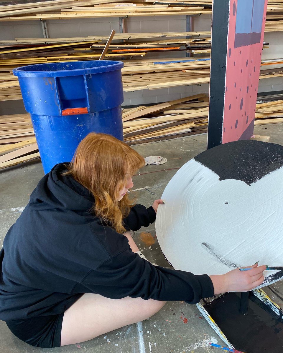 trojanchoirs's tweet photo. Our first work day for Off the Wall went great! Got lots done and can’t wait to show it all off May 11th! #ahsperforms #trojanchoirs https://t.co/OcGOToScD8