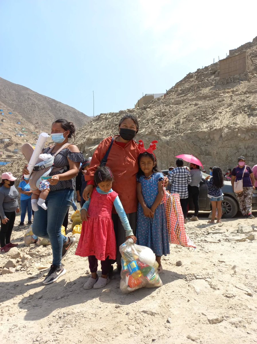 teamspacemesh's tweet photo. Agape Hand (https://t.co/iKbDJQ0FRK) keeps working hard to help hungry families all over Peru, thanks to the funds the Spacemesh community helped to raise by #winning_together https://t.co/FGCoi9nDrA