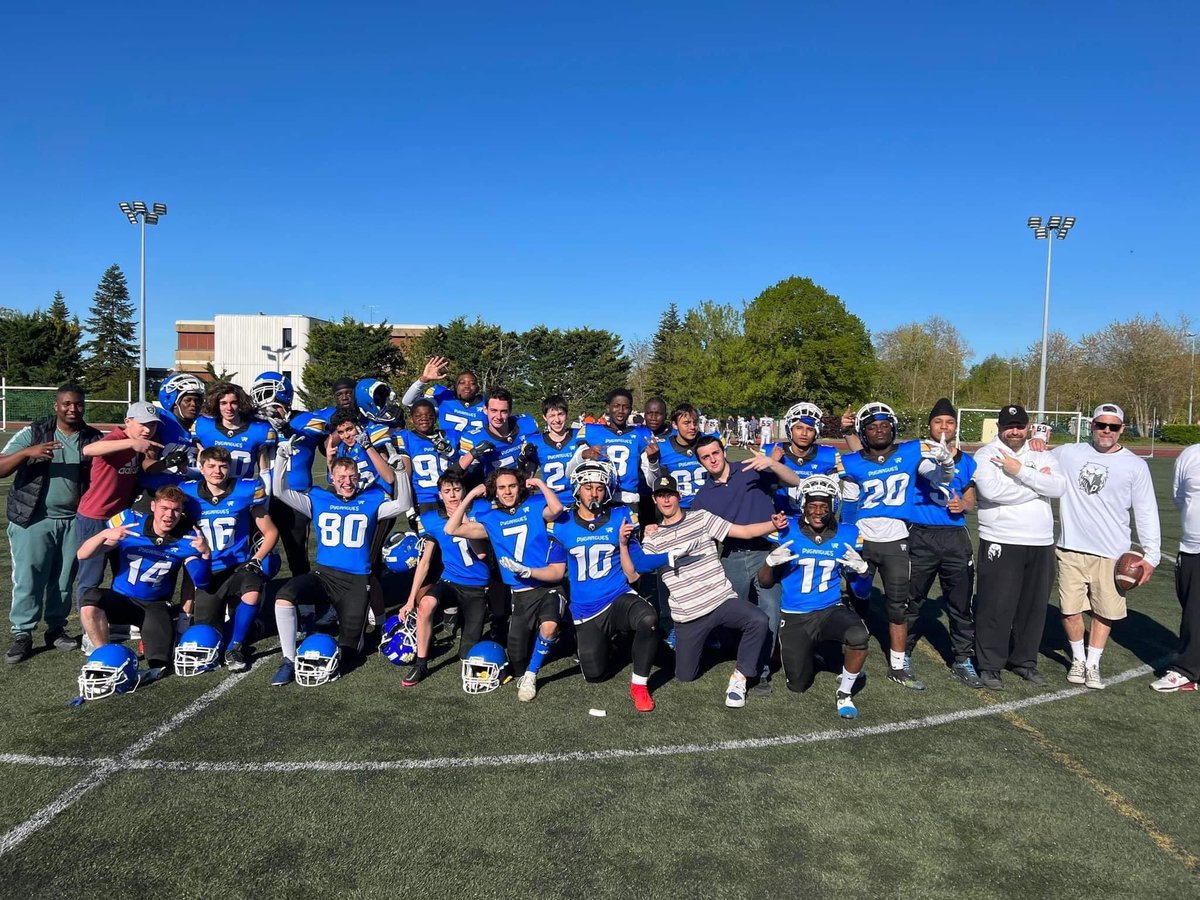 [ RETOUR JOUR 2 U19] 

🏟 Ce dimanche à 14h, nos U19 affrontaient les Lynx d'Auxerre.

😤 Une 1ère demie difficile mais les Pygargues réagissent rentrent au vestiaire sur le score de 14-12.

👏 La 2ème demie plus productive et un score finale de 41-24

 #footballamericain #Troyes