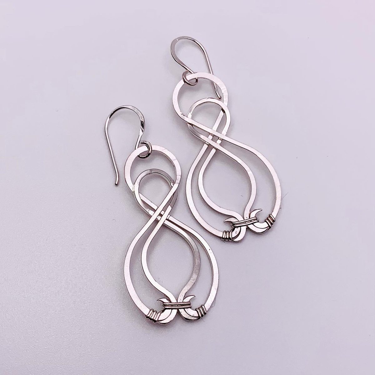 New tutorial coming soon! Check out KendraLynnSterling.com for free tutorials and follow for more.  #wirejewelry #wirewrappedjewelry #handmade #shopsmall #silverjewelry #sterlingsilverjewelry #crafttutorial #jewelrymaking #jewelrymakingtutorial #wirewraptutorial