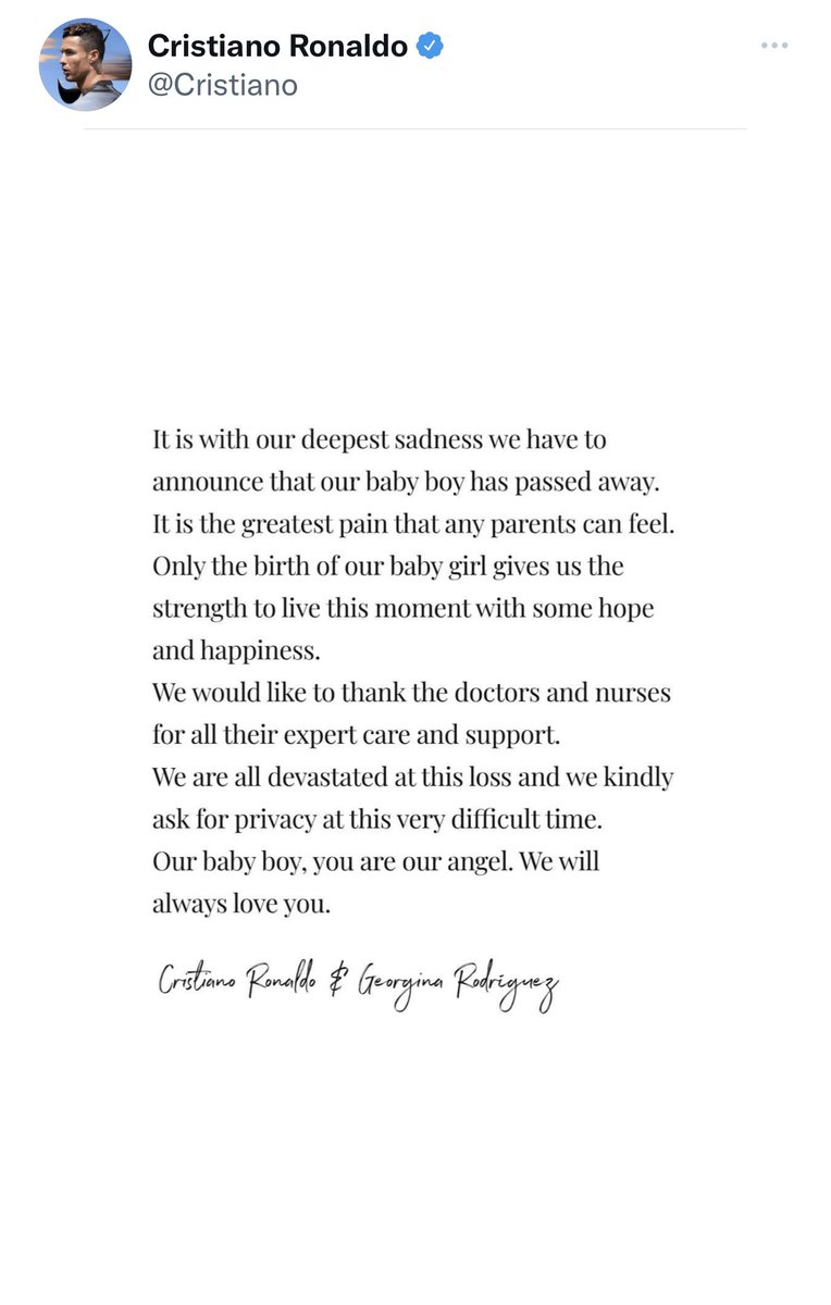 CR7_Factos's tweet photo. We are so sorry for your horrible loss @Cristiano no parent should have to go through this 🖤 https://t.co/pjEC0h9nfJ