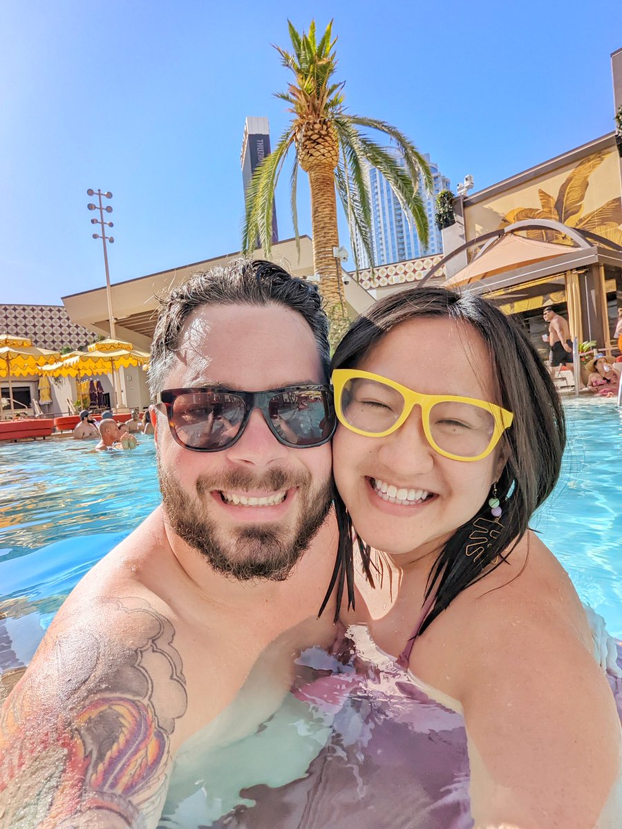 lindork's tweet photo. Very much recommend doing the day bed experience at AZILO Ultra Pool @azilolasvegas @SAHARALasVegas!! π
We had an absolute perfect last day poolside here. π₯°βοΈβ¨πΉ
(hosted)
#Vegas #VegasEh
#MeanwhileInVegas
#LINDORKxVEGAS
#AZILOUltraPool https://t.co/sXiHcz295r