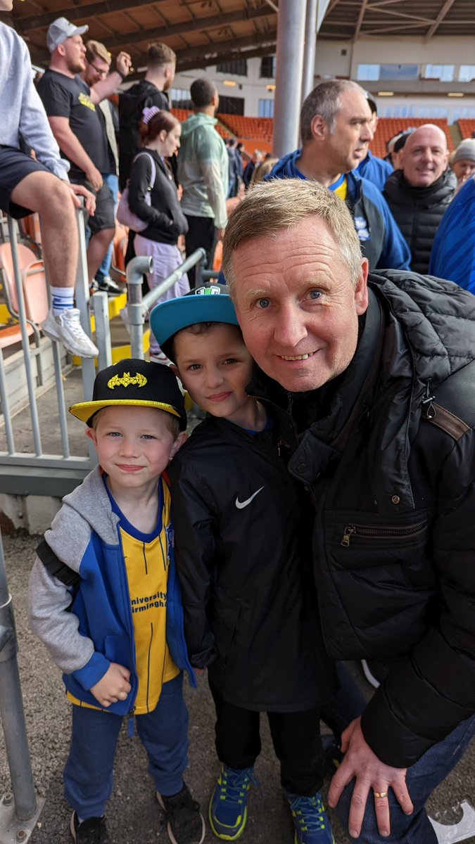 barbs_paul's tweet photo. Sod the score. We met Paul Tait. #BCFClegend https://t.co/TVYIacEwA7
