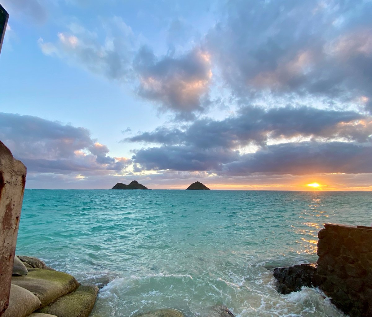 AAElectricLTD's tweet photo. Another week, another chance to get things done! This week is yours for the taking. #Hawaii #LuckyWeLiveHI https://t.co/10xeWqibWp