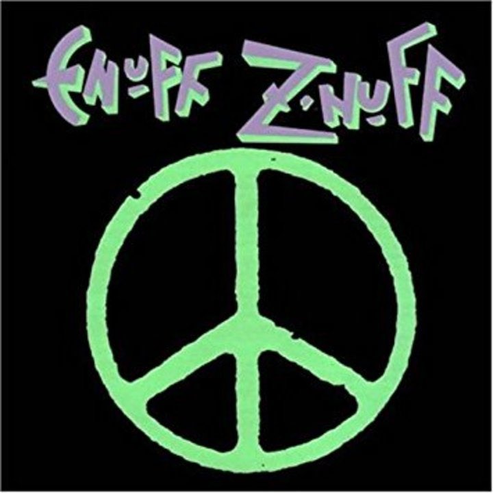 clanceman65's tweet photo. Folks: ⁦@ChipZnuff⁩ ⁦@danhilldrums⁩ #ToryStoffregen #TonyFennell ARE the legendary ⁦@EnuffZnuff⁩

Here are the tour dates so far. If they’re coming to a town near you-don’t miss em! #HardRockNite #BrainwashedGeneration 💚✌️🎶🔥

https://t.co/06ut9o1hrB https://t.co/u7PVcpC2MR