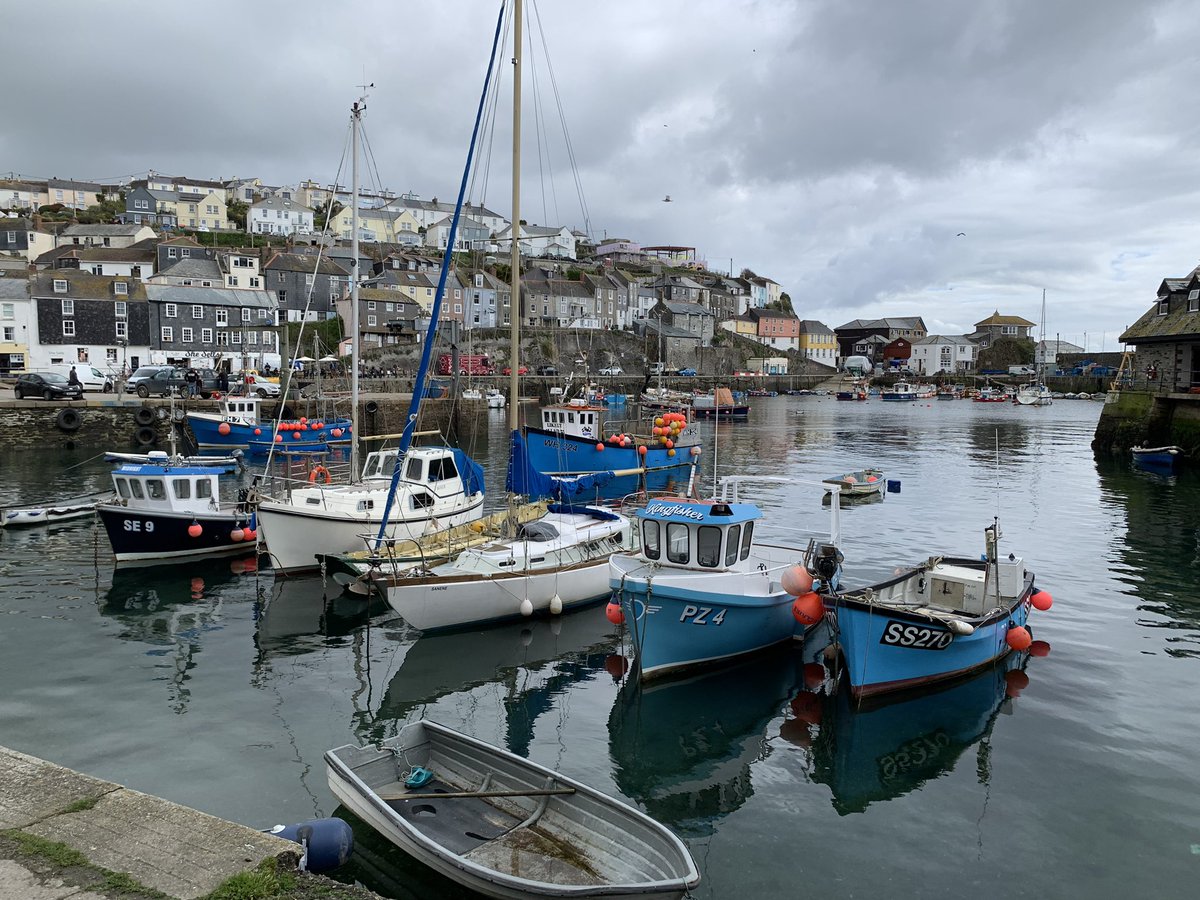 DanielJPhelan_'s tweet photo. Our #walk today started at #Mevagissy a very scenic fishing harbour on the #SouthWestCoastPath… 🥾 https://t.co/MD0Z6quz7d