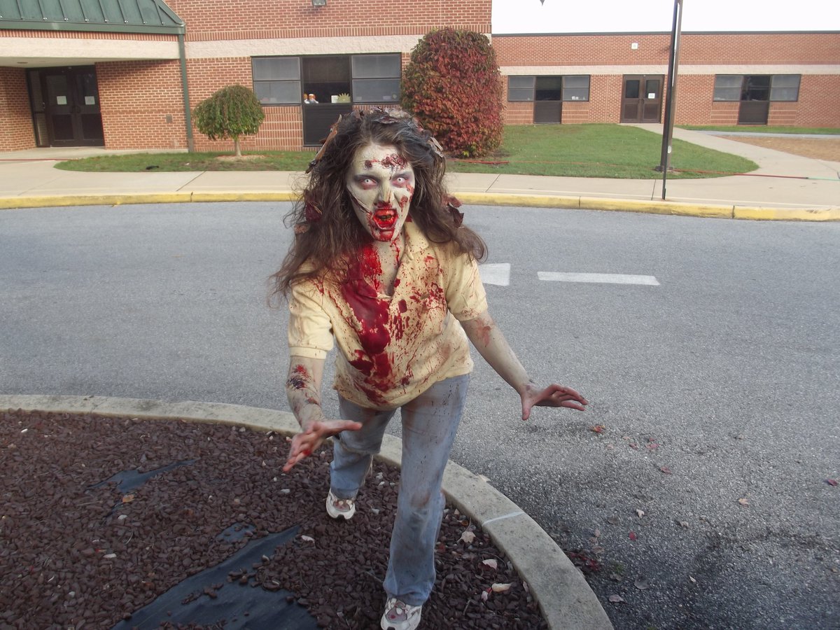 TottSpursPax's tweet photo. I am using this as an art entry into the @CyberWaveNFT art contest.
This is some makeup work I did on my daughter (pictured) a few years back for a local Zombie Run that we participated in!
Please let me know if you like the work we did!
#CyberWave #wavevent https://t.co/X8DnVKOSaD