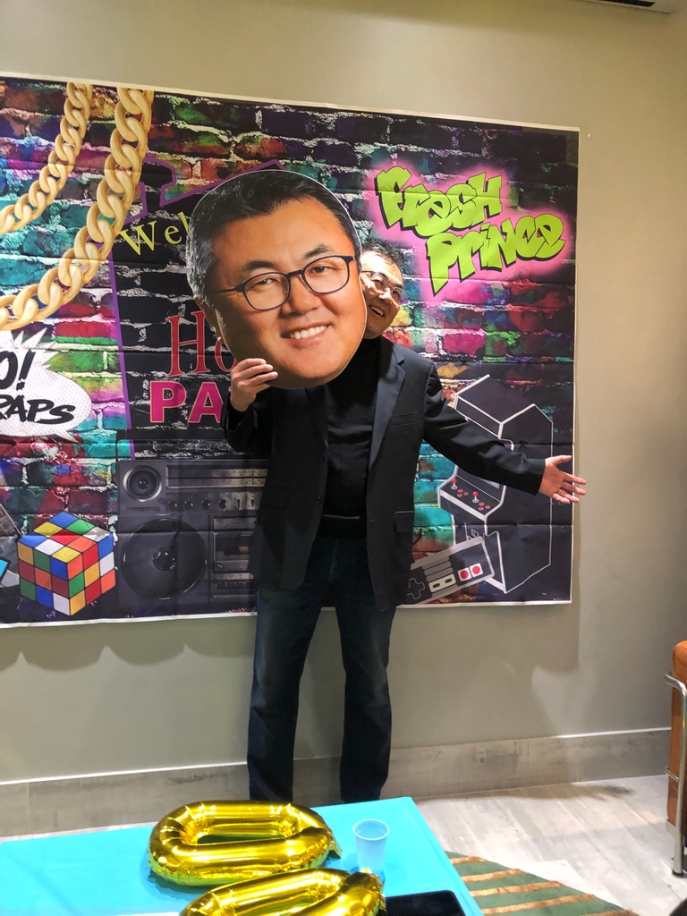 SantaMonicaOMS's tweet photo. 🎵 In west Philadelphia born and raised...⁠🎵⁠
⁠
(Actually, Dr. Park was born in South Korea!⁠)⁠
#funfact #dentalimplants https://t.co/L24nvR73C3