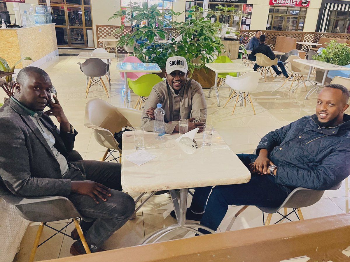 After taraweh debrief with the boys. <a href="/abdiaabdulle/">Rasheed Hassan Biliki</a> <a href="/Moha001_Onyango/">MUHAMMAD ONYANGO</a>