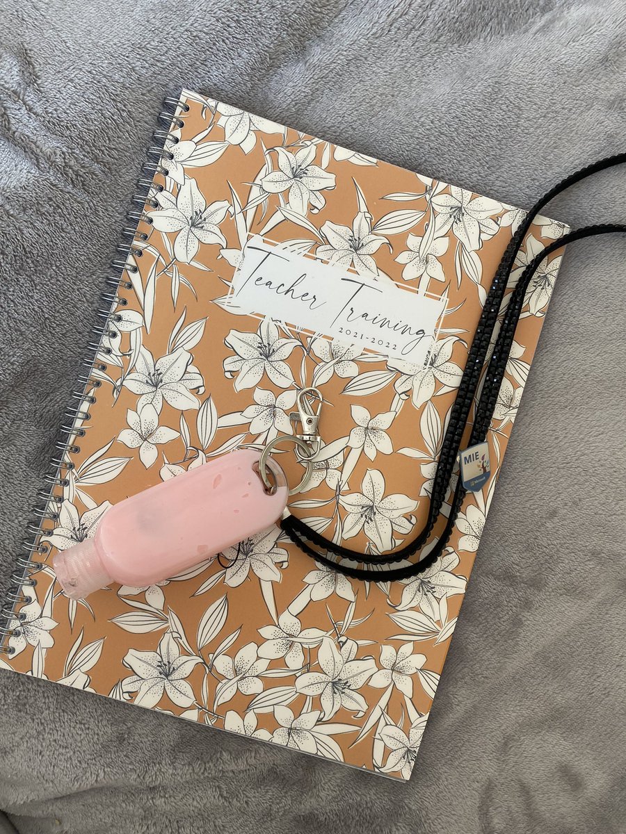 All ready to go back on placement tomorrow 📚#strathed #strathpgde