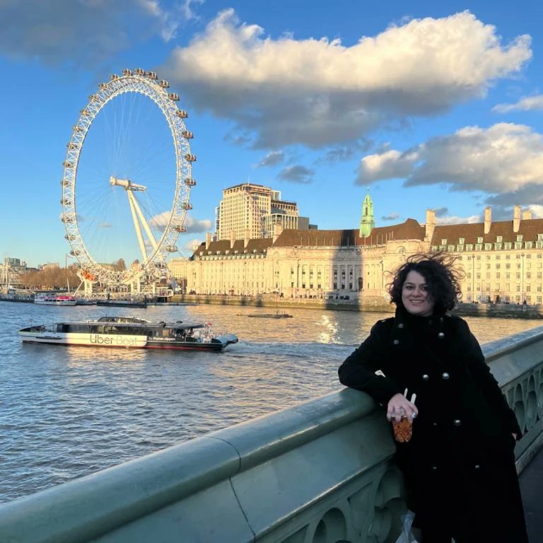 nazia_e's tweet photo. #NoFilterLondon
Ps. Not so cold anymore. Am falling behind my social media game with all the 'settling' and 'relocating' and the unending to-do list.
Personal update- life plans taking me in several directions. First stop is UK. https://t.co/pm8xImHqGI