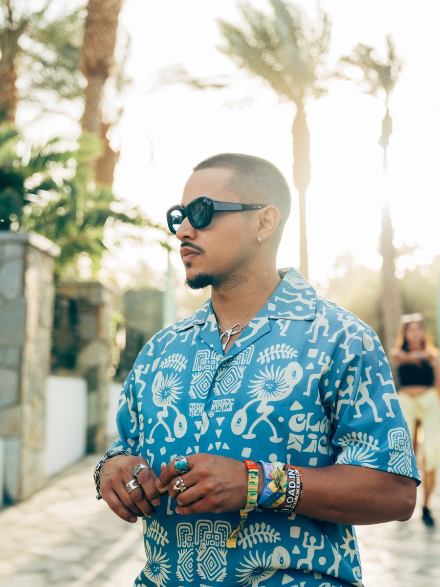 VZmaestro's tweet photo. Joekay - Coachella - Weekend 1 https://t.co/MblFKAaBIh