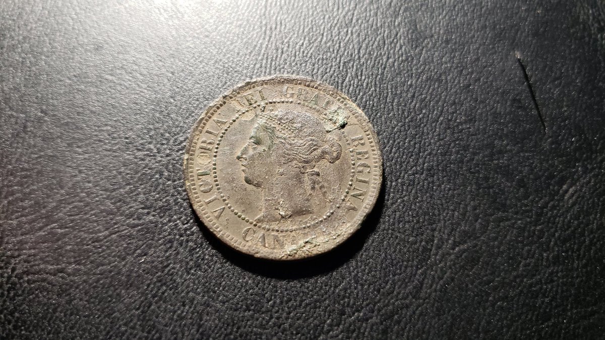 AdmonishThe's tweet image. Despite carrying Omicron, I got out today. Yes, by myself and I found my first Canadian large cent. #justdetect #detectornetwork #saturdaynightcoinshow