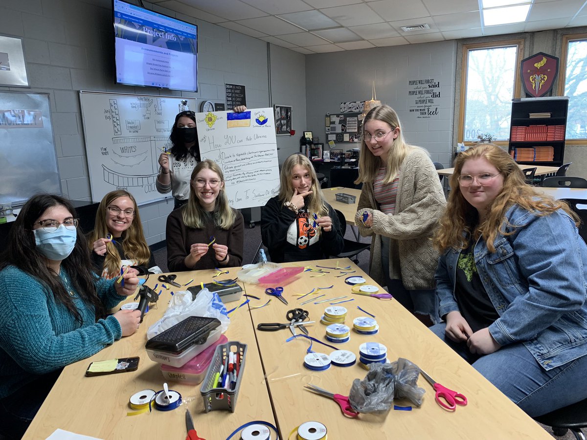 Keaton_EngTeach's tweet photo. @MVHSKeyClub of @OhioKeyClub making ribbons to support and raise money for 🇺🇦 Donate at lunch and get a ribbon to show your support! All money will be donated to Sunflower of Peace @SunflowerFund @JacketJournalMV @JacketsMvhs @mrC_MVHS https://t.co/9bJlDkdCdW