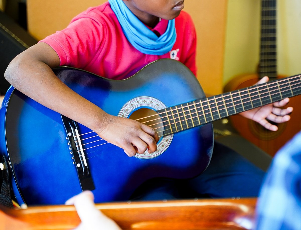 MasonMusicRocks's tweet photo. Did you know that music is actually a good thing for you and your health?

Read more on our blog: 
https://t.co/eeTeafCS5e https://t.co/4yPuGfQ714