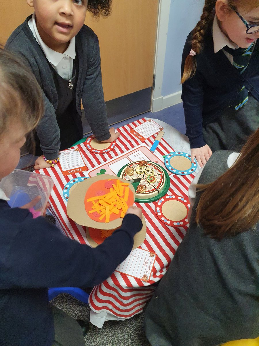 St Clement's P2 tweet media
