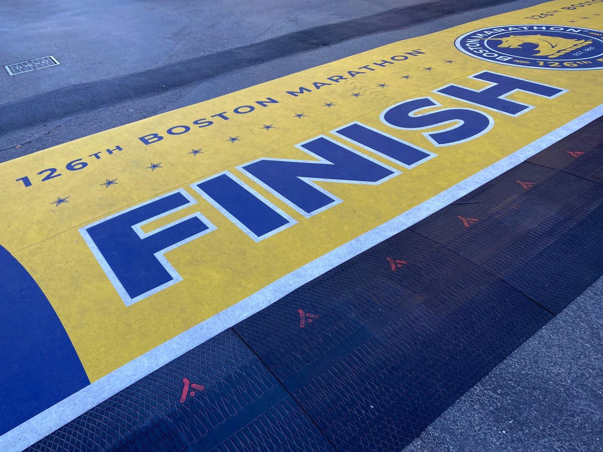 carmensunion589's tweet photo. Hats off to all our members who have been helping #BostonMarathon runners and watchers get where they need to go todayโincluding the finish line. #WeMoveMa #UnionPride https://t.co/b8AXmFDF21