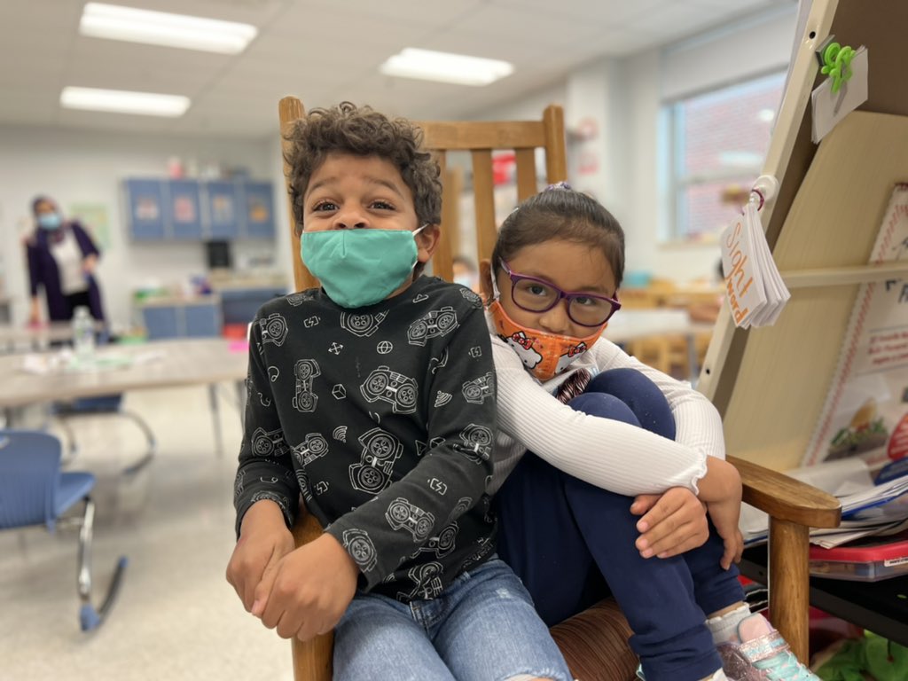 Hey there, Kindergartners! We can see your smile through those masks! 🥰💙 #BucknellStrong #WeAreBucknell