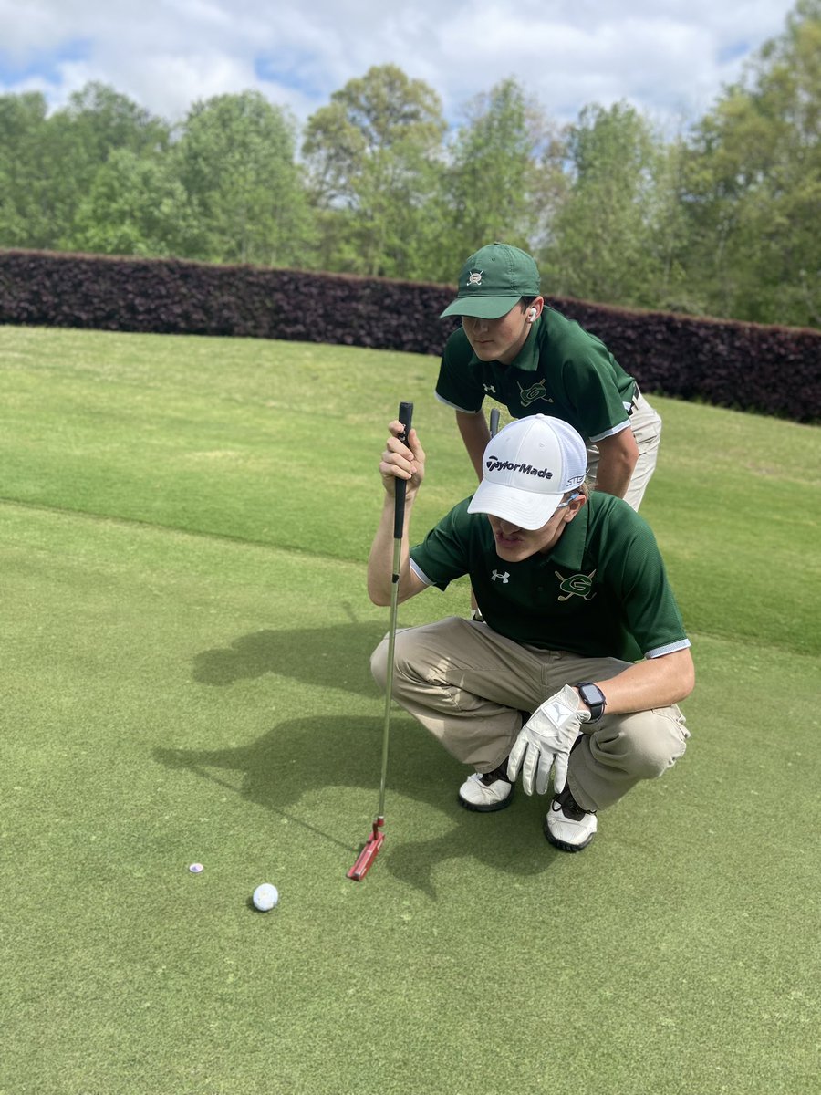 golf_rams's tweet photo. @golf_rams in the @bwood_golf Invitational today. Daniel Lipsey and Braxton Holden reading their birdie putt on #4.  Go low Rams! https://t.co/sIRHMJrYYi