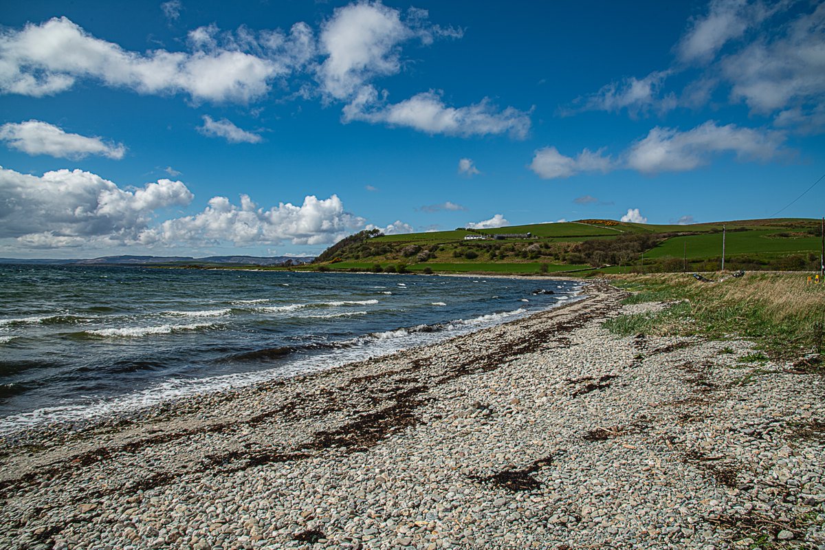 gregoreroach's tweet photo. Bute today Rothesay and Ettrick bay and Arran in the distance #Bute #Rothsay #Scotland #landscapes @visit_Bute @VisitScotland @VisitArran https://t.co/aufpeBEwnJ