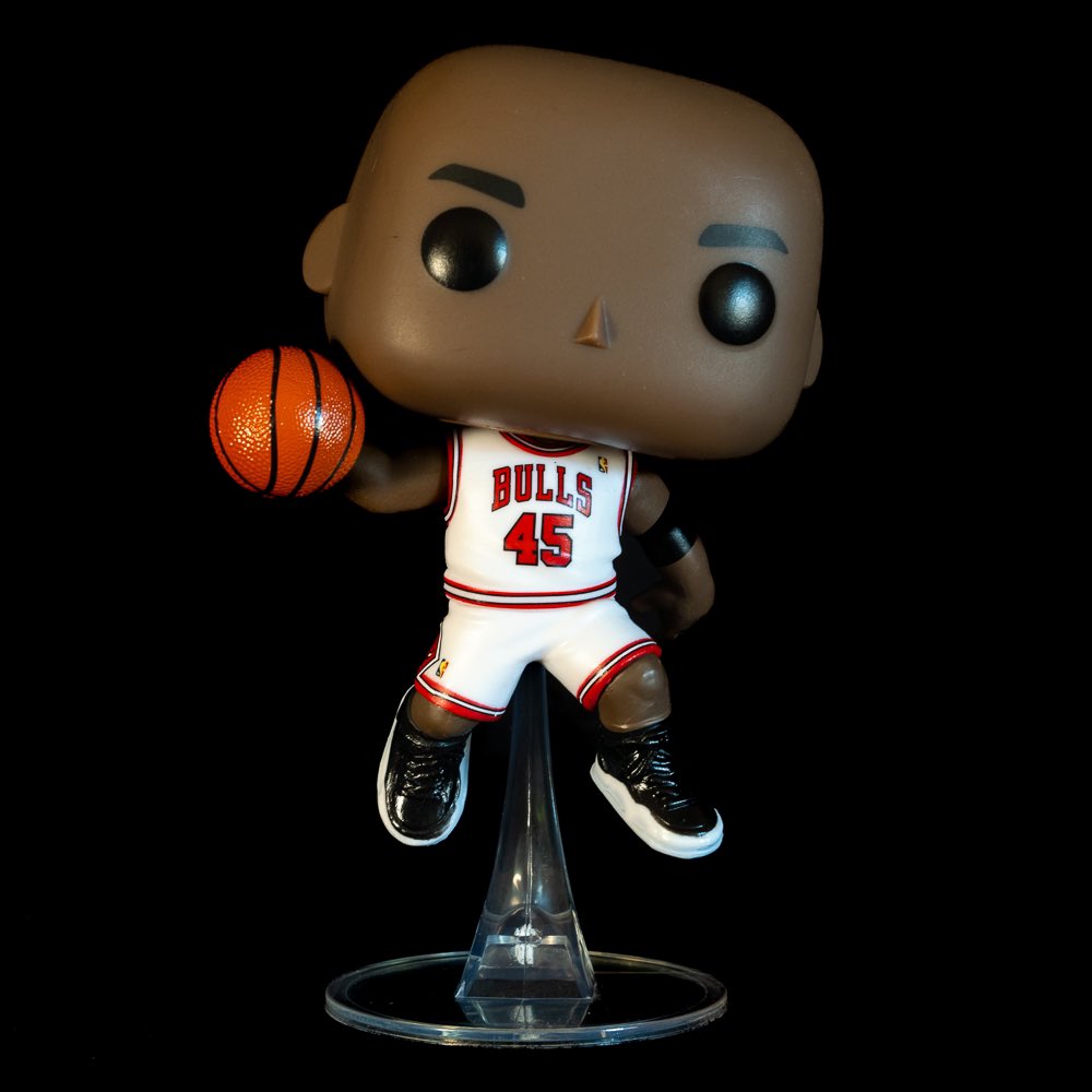 portrait_defunk's tweet photo. More funko NFTs 
#MJMondays #OpenSeaNFT https://t.co/8fhDkyW5hK
