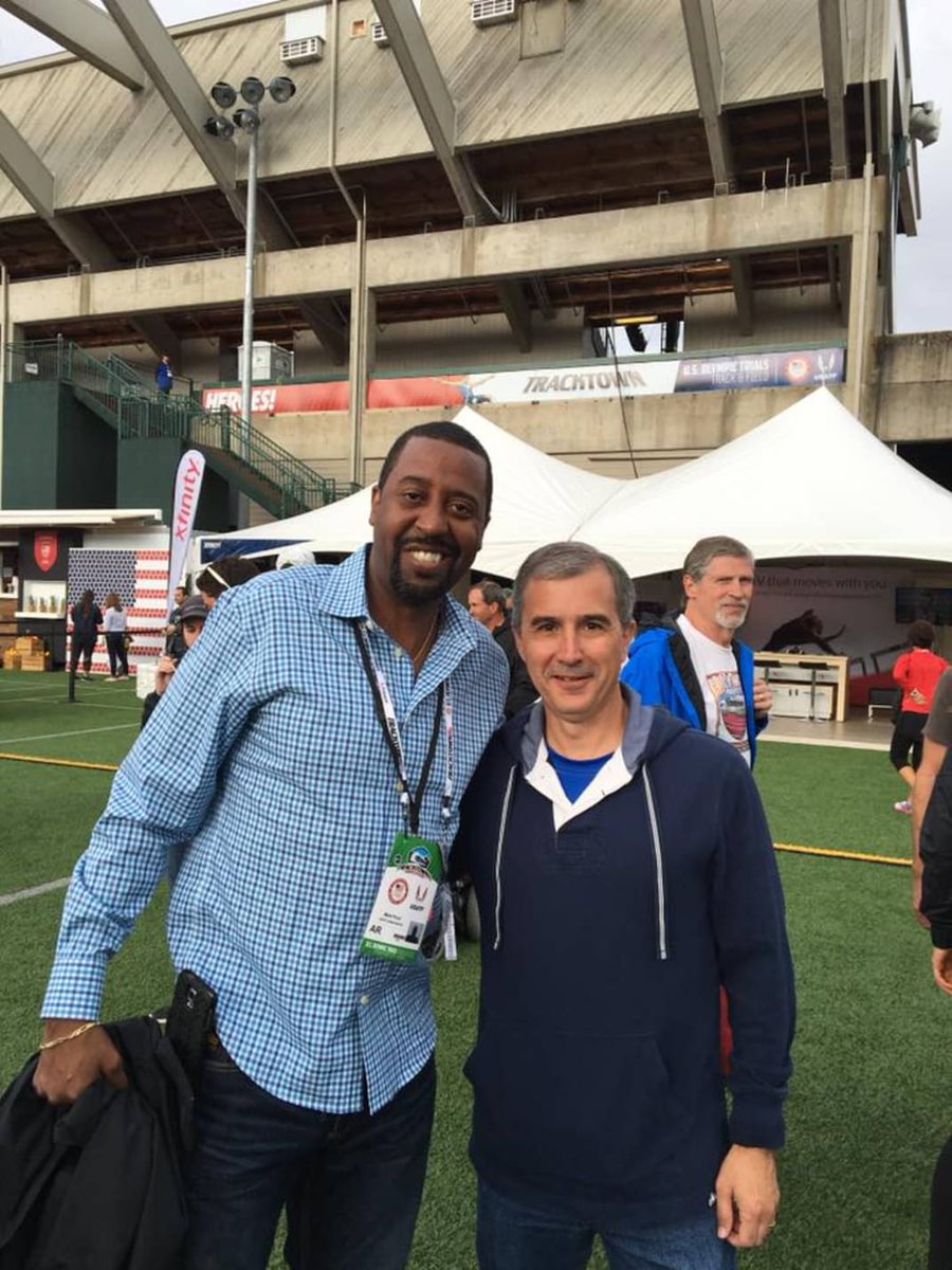 World Express tweet media