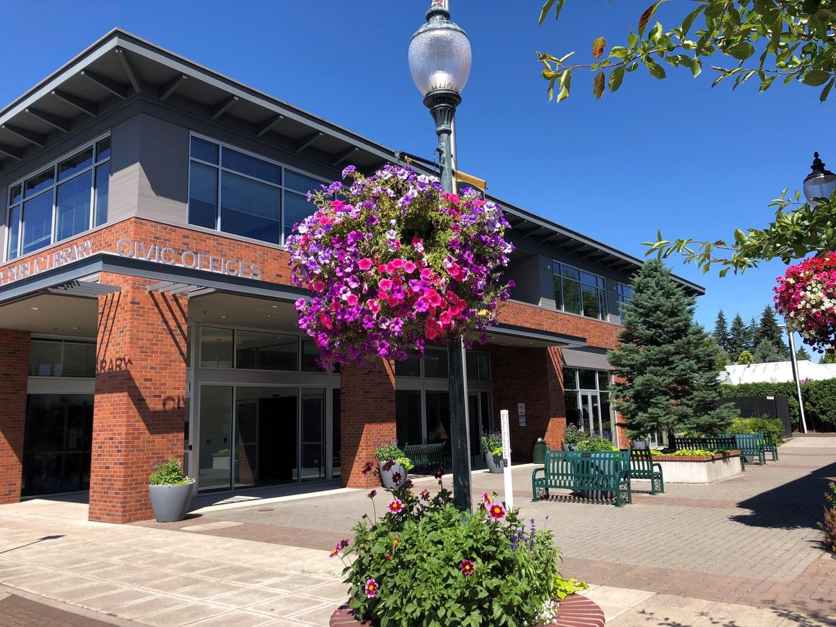 The @CityofCanbyOR is accepting applications to fill the remaining term of a vacant position on the Canby City Council (application deadline is April 20th at 4:00p). Apply online: governmentjobs.com/careers/canbyo… #canbyoregon #cityofcanby #joinourteam