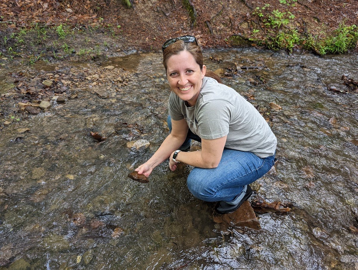 ZTaylorEES's tweet photo. @BerrySTEMTeach @berrycollege Here's a picture of our fearless leader @JillCochran15 learning about benthic organisms! https://t.co/Aoc5TnytR1