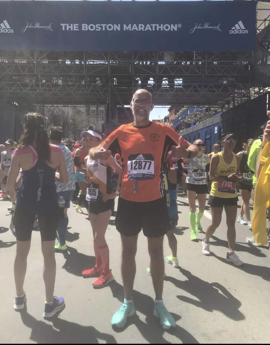 MDRunningClub's tweet image. This utter legend is our very own @FrankieMikey who completed @bostonmarathon in 3:23:58!🎖️Take a bow Mike, and a well deserved pint or two, we're bursting with pride for you! 🍻👏