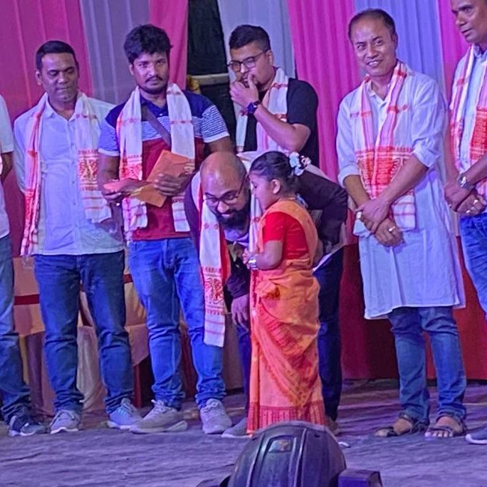 mriganka_dr's tweet photo. Bihu Bihu লাগিছে গাত".at various Bihu functions in Nalbari, #bilpar , #Khatikuchi , #khadichowk.. #humbled by love of our #karyakartas @BJP4India @BJP4Assam @BJP4NALBARI https://t.co/PljO7qVaFR