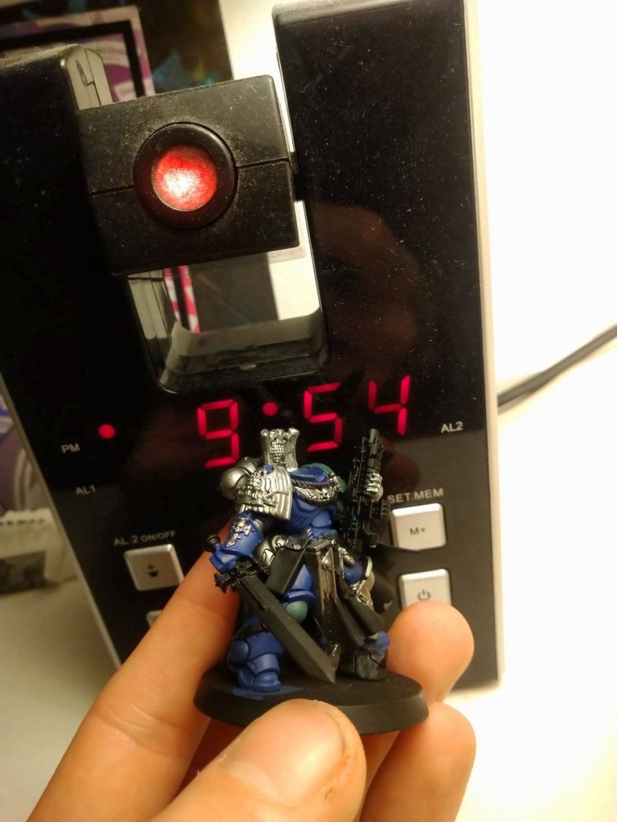 WarpEmu's tweet photo. Finally got down to paint! #WarhammerCommunity #warhammer40k #Warhamfam #Spacemarines #DarkAngels #SuccessorChapter #Duskguard https://t.co/vIPC9AIO5K