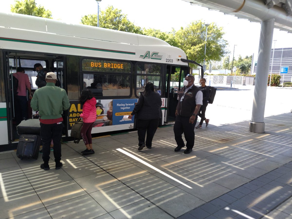 jimanette's tweet image. Working Bus Bridge🚊🚍Easter weekend was awesome and a success☺️ @rideact @SFBART #Busbridge #busoperator #shopstewardD6