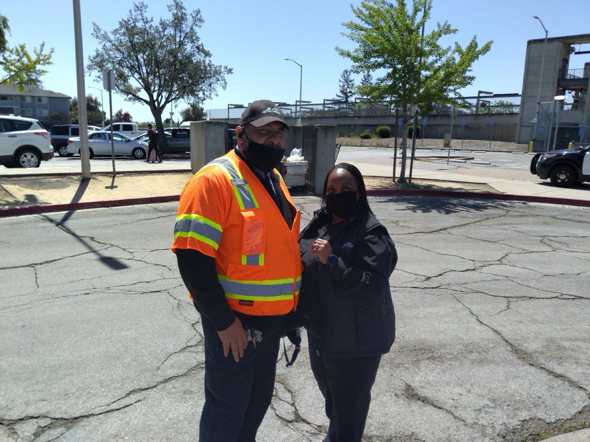 jimanette's tweet image. Working Bus Bridge🚊🚍Easter weekend was awesome and a success☺️ @rideact @SFBART #Busbridge #busoperator #shopstewardD6