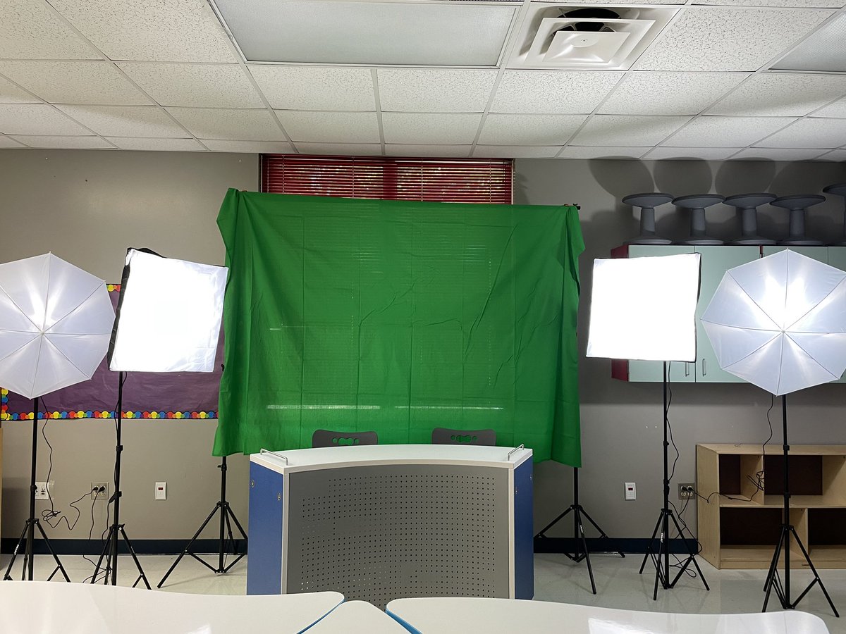 Thanks to <a href="/FoundationManor/">Manor Schoolhouse Foundation</a> ,

Decker Dolphins will begin their journey of digital storytelling.  Expanding our basic oral, written and digital skills

 #scholarsfirst #ourstoriesmatter