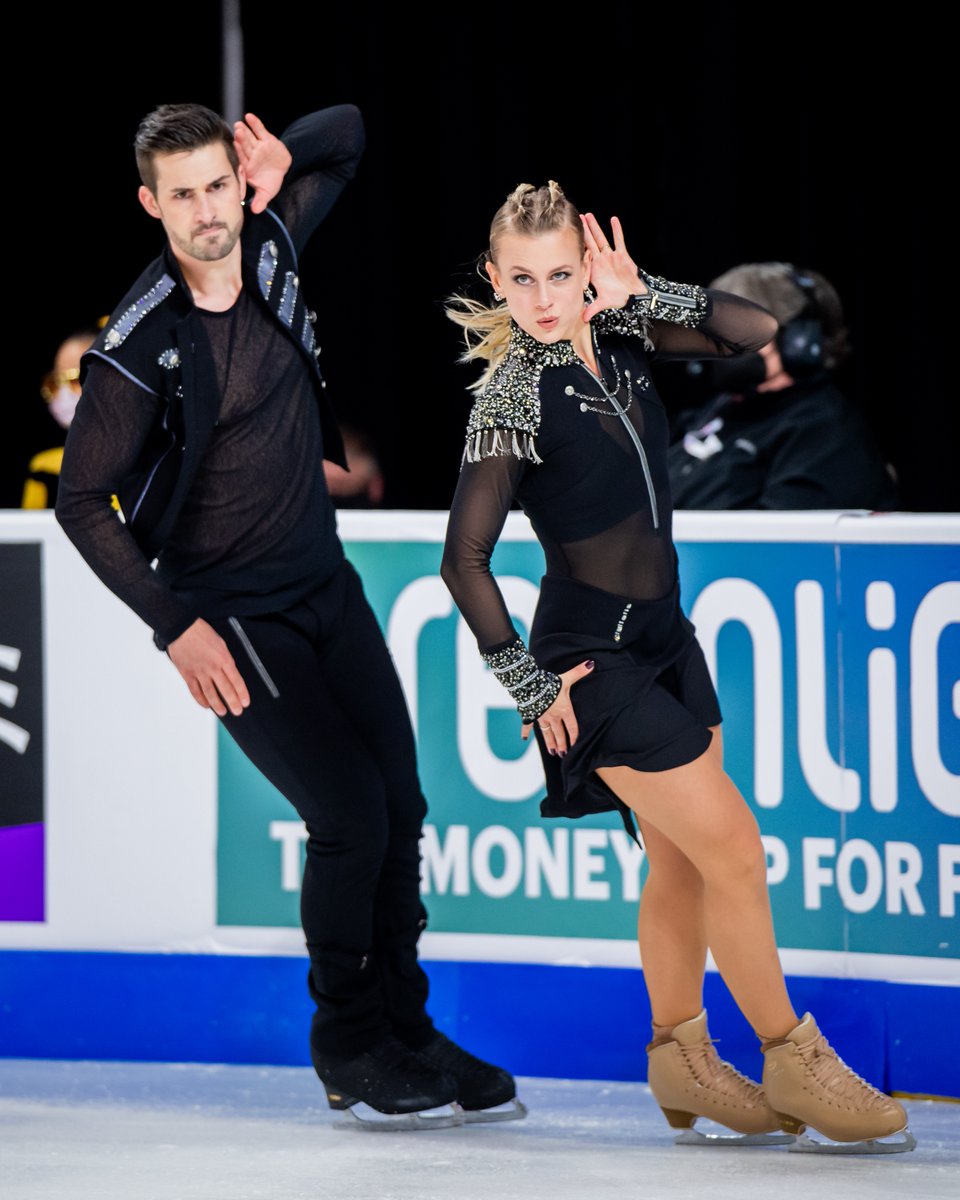 Come see Olympic 🥈 medalist @MadiHubbell and @ZachTDonohue bring the 🔥 to @starsonice May 15 at #MyXEC! For tickets ➡️ bit.ly/3y1WCKL