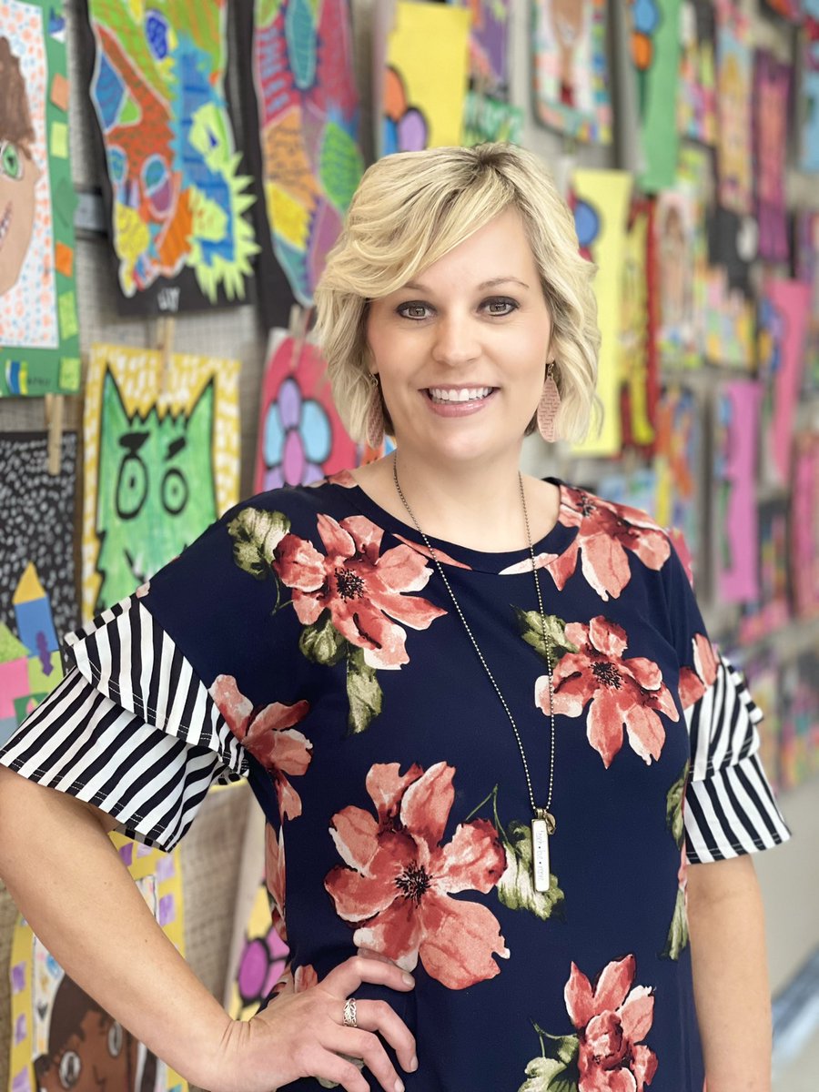 CONGRATULATIONS to Mrs. Lauren Simpson! She was named a Regional Level Semi-Finalist for TN Teacher of the Year! We are so proud of you! 🎉❤️