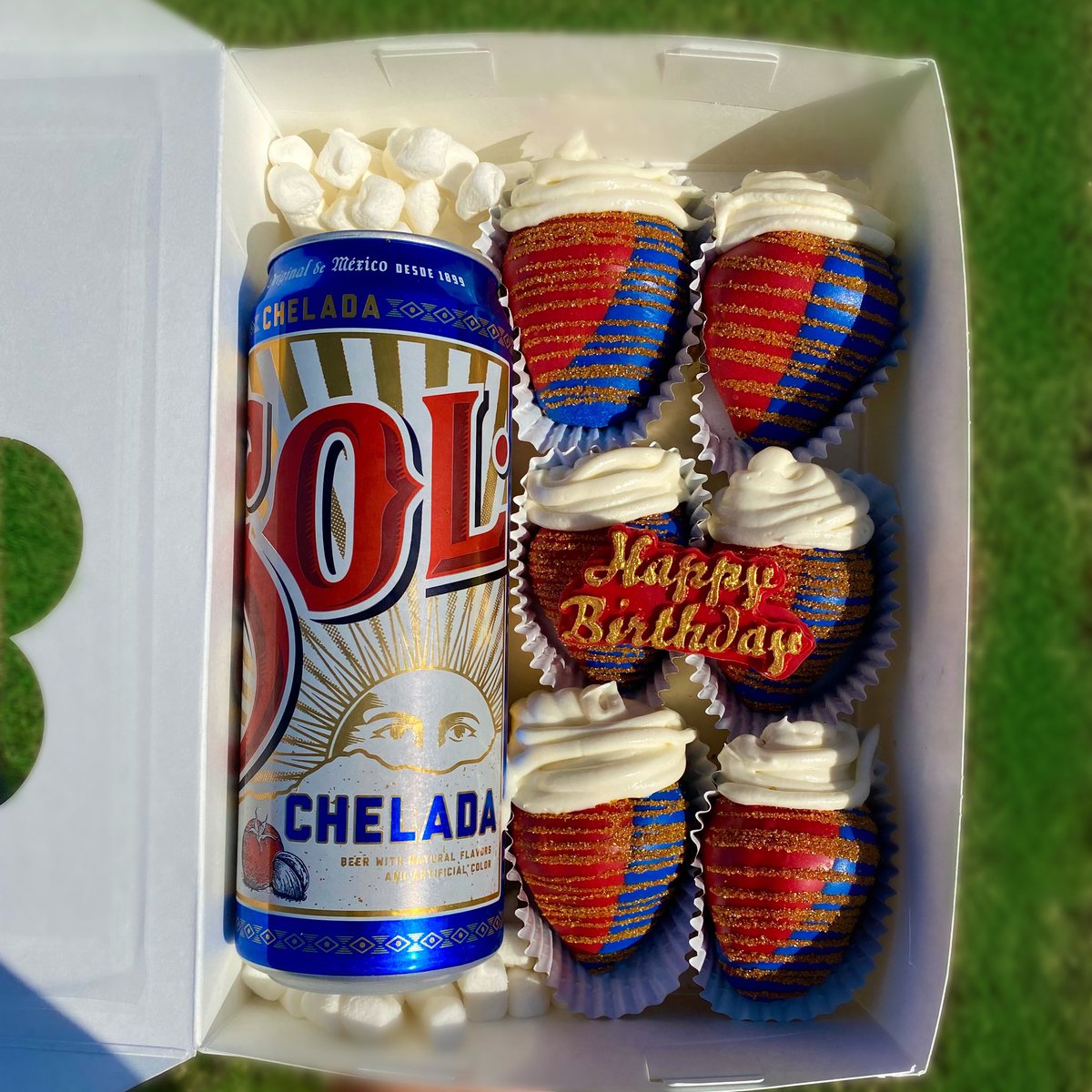 MermaidMarly's tweet photo. A gift for him 🍺✨
— Sol Chelada Theme
https://t.co/fkgD9ODXfz
#solchelada #giftforhim https://t.co/tek30iajGD