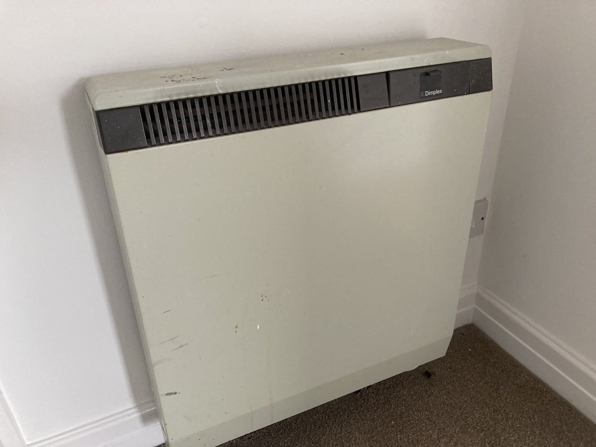 IanEvs79's tweet photo. @DimplexUK I have an old Dimplex storage heater and there is a possibility that it may have asbestos. Would you be able to confirm? I’ve tried finding the model number, but it’s not on any external parts. I’ve added photos. https://t.co/zflW9yTkcM
