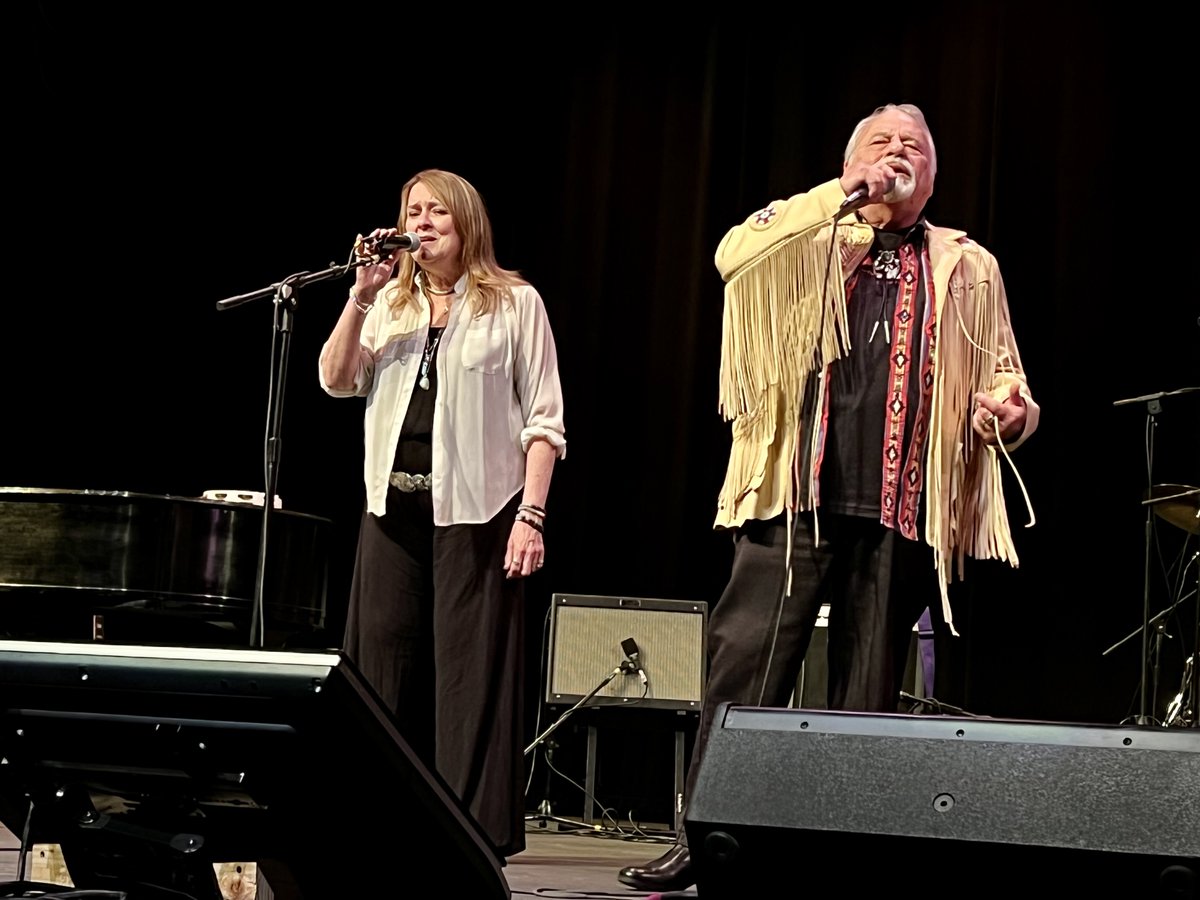 RockitLiveMusic's tweet photo. This past Thursday, we had the pleasure of attending our good friend Eddie Brigati’s chat: “A Conversation with Eddie Brigati of the Rascals”. 

An inspiring talk for Rockit’s young musicians!🎶

#eddiebrigati #davidbrigati #rascals #rockitatbrookdale https://t.co/SbsG0UloKf