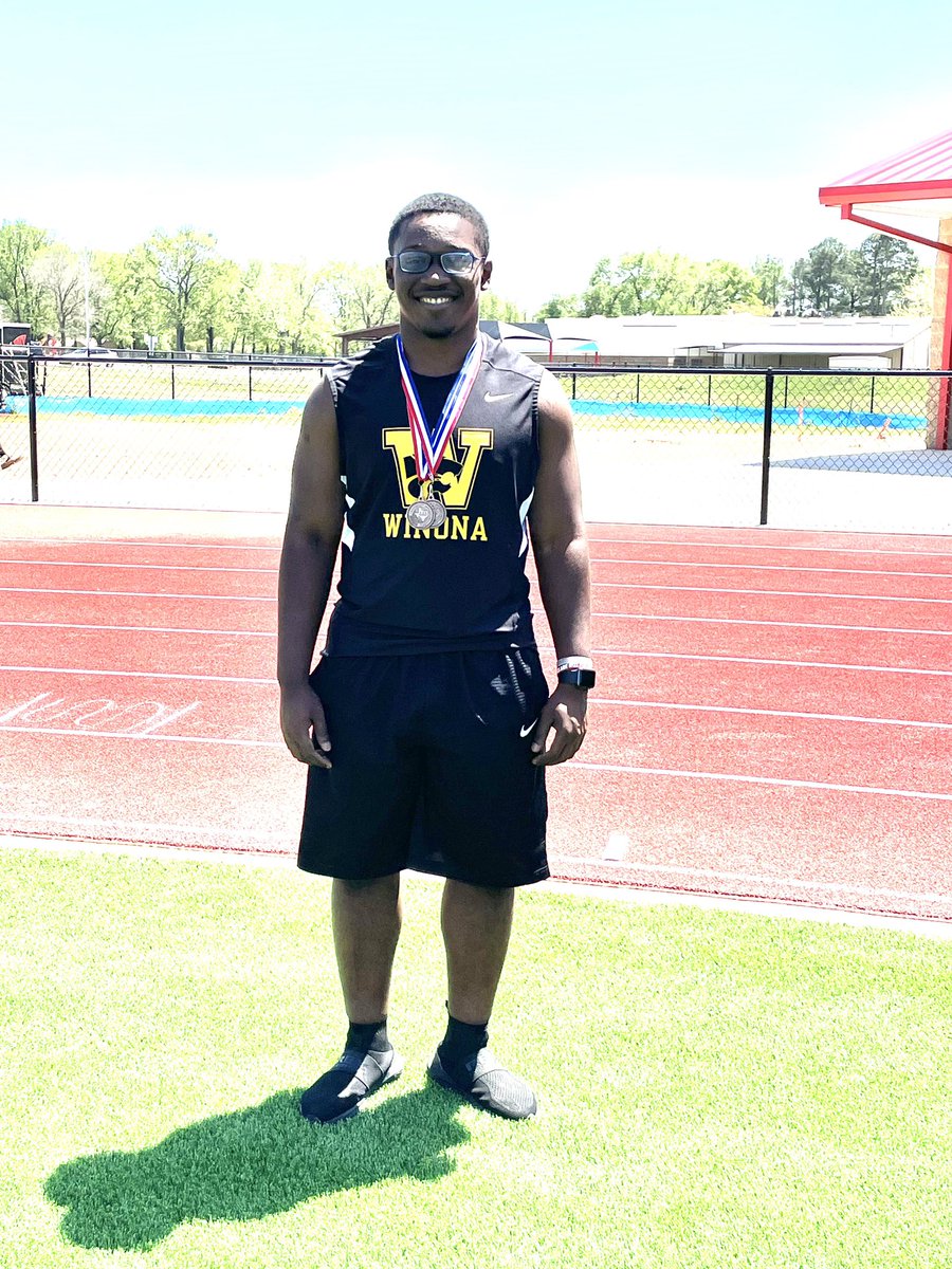 KeylonKincade's tweet photo. Wildcat Area qualifiers! 4x200 District Champs; Justin Johnson, Nate Hampton, Elijah Bergin &amp; Michael Littles. Our 4x100 Justin Johnson, Nate Hampton, Jordan Crowder &amp; Michael Littles finished 2nd. Elijah Bergin &amp; Demarquay Ford advanced in the triple jump &amp; shot put. #Winforver https://t.co/9YHBixxRdH