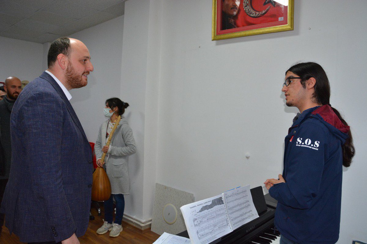 abuyukgumus's tweet photo. Teşkilatımızla beraber Tekirdağ Değirmenaltı Gençlik Merkezi ve İlim Yayma Cemiyeti erkek öğrenci yurdunu ziyaret ettik.

Öğrenci kardeşlerime eğitim hayatlarında başarılar diliyorum. https://t.co/MXAjTn49UN