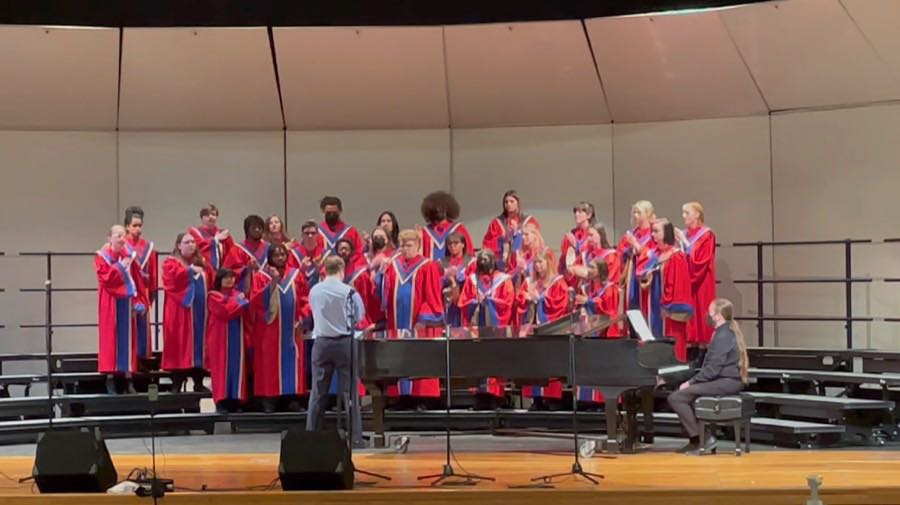 OPS_NWChoirs's tweet photo. What a rush the choir trip to Chicago was... still running through all of the pictures! 
These four: Competition, VanderCook University, Field Museum, Giordano's... https://t.co/UMP623Bcci
