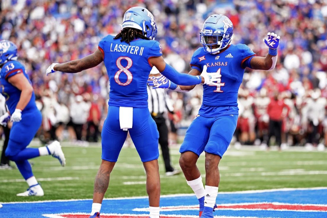 After a great talk with <a href="/CoachJPeterson/">Jordan Peterson</a> I am blessed to receive an Offer from Kansas University🔴🔵!! <a href="/Coach_SavionB/">Savion Brown Sr.</a> @JoeFoteh <a href="/BLINNFBRECRUIT/">BLINN FB RECRUITING</a>