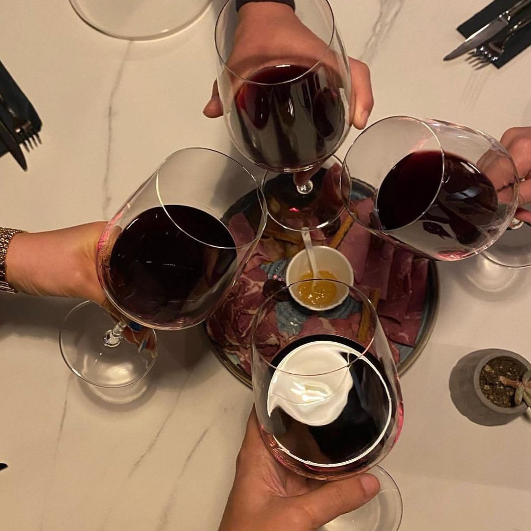 Party after work with friends 🍷🍷🍷🍷🤫🤩😜