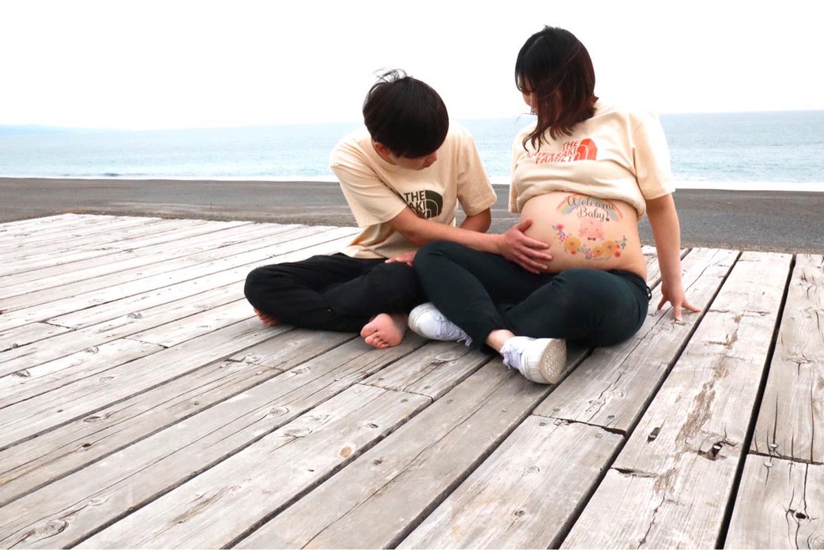 CC2_8's tweet photo. 2022.04.18
セルフマタニティフォト🤰👶🏻💗
＃39の日に川﨑になったよ😏 https://t.co/nNZYgzLHom